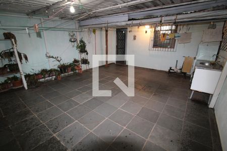 Casa para alugar com 153m², 2 quartos e sem vagaQuintal