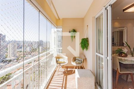 Apartamento à venda com 93m², 3 quartos e 2 vagas Apartamento à venda com 93m², 3 quartos e 2 vagasVaranda da Sala