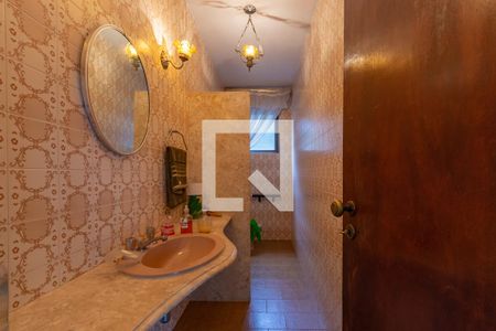 Casa à venda com 641m², 5 quartos e 10 vagasBanheiro Social