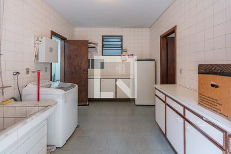 Casa à venda com 641m², 5 quartos e 10 vagasÁrea de Serviço