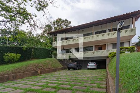 Casa à venda com 641m², 5 quartos e 10 vagasFachada