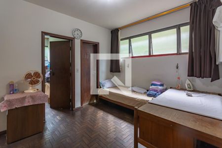 Casa à venda com 641m², 5 quartos e 10 vagasQuarto de Serviço 1