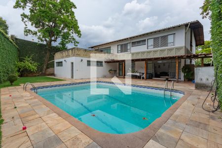 Casa à venda com 641m², 5 quartos e 10 vagasPiscina