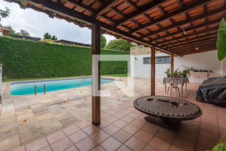 Casa à venda com 641m², 5 quartos e 10 vagasPiscina