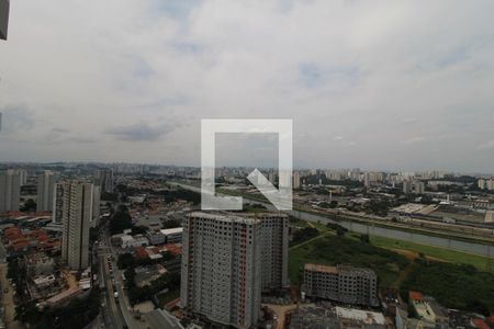 Vista da sacada de apartamento à venda com 1 quarto, 28m² em Veleiros, São Paulo