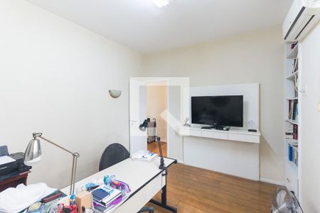 Apartamento à venda com 217m², 3 quartos e 1 vagaEscritório