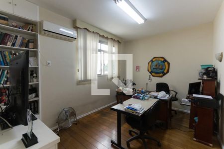 Apartamento à venda com 217m², 3 quartos e 1 vagaEscritório