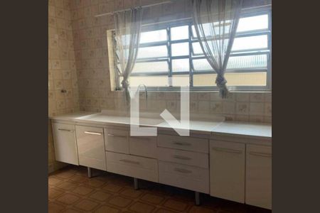 Casa à venda com 300m², 3 quartos e 4 vagas