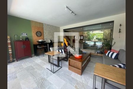 Casa à venda com 5 quartos, 669m² em Barra da Tijuca, Rio de Janeiro