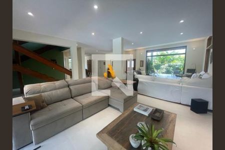 Casa à venda com 5 quartos, 669m² em Barra da Tijuca, Rio de Janeiro