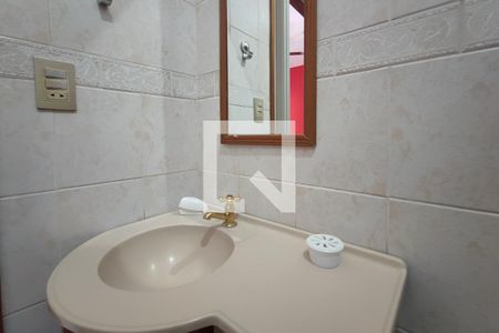 Casa para alugar com 299m², 4 quartos e 6 vagasBanheiro Suíte 4