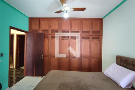 Casa para alugar com 299m², 4 quartos e 6 vagasQuarto Suíte 1