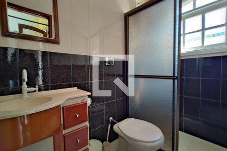 Casa para alugar com 299m², 4 quartos e 6 vagasBanheiro Suíte 2