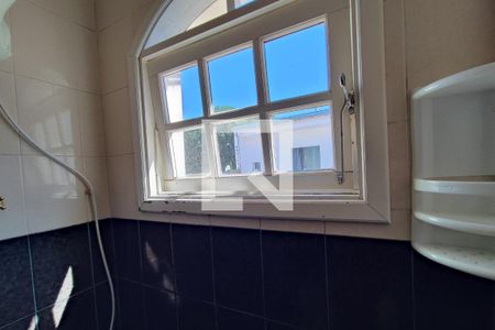 Casa para alugar com 299m², 4 quartos e 6 vagasBanheiro Suíte 2