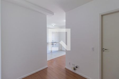 Sala de apartamento para alugar com 2 quartos, 38m² em Jardim Copiuva, Carapicuíba