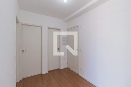 Sala de apartamento para alugar com 2 quartos, 38m² em Jardim Copiuva, Carapicuíba