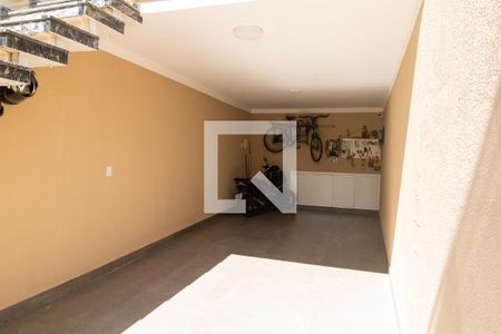 Casa à venda com 150m², 3 quartos e 2 vagasGaragem