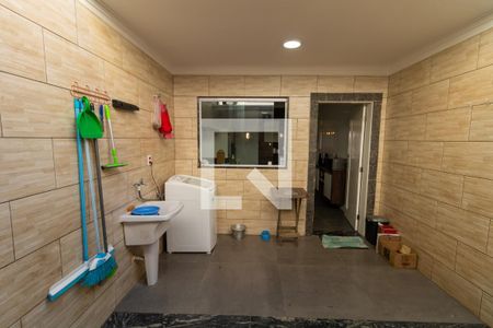 Casa à venda com 150m², 3 quartos e 2 vagasÁrea de Serviço