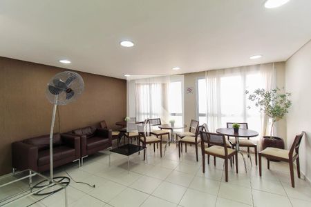 Apartamento à venda com 37m², 1 quarto e sem vagaÁrea comum - Salão de festas