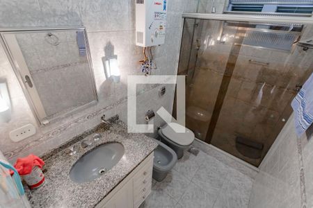 Apartamento para alugar com 63m², 2 quartos e sem vagaBanheiro