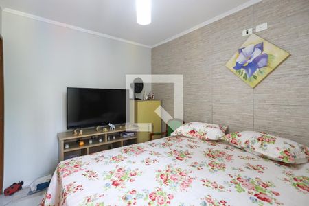 Quarto 2 de casa à venda com 5 quartos, 240m² em Vila Vitorio Mazzei, São Paulo
