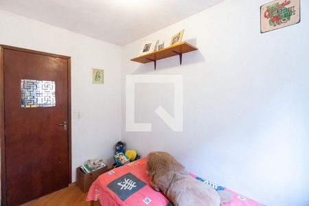 Quarto 2 de casa à venda com 3 quartos, 100m² em Jardim Itacolomi, São Paulo