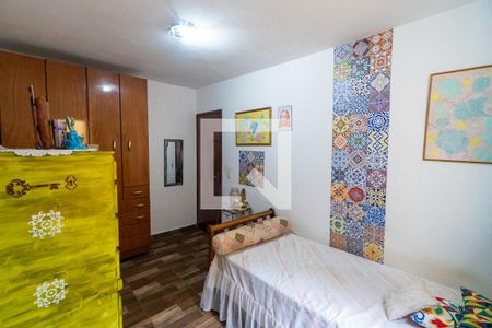 Quarto 1 de casa à venda com 3 quartos, 100m² em Jardim Itacolomi, São Paulo