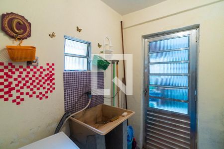 Casa à venda com 100m², 3 quartos e sem vagaÁrea de Serviço