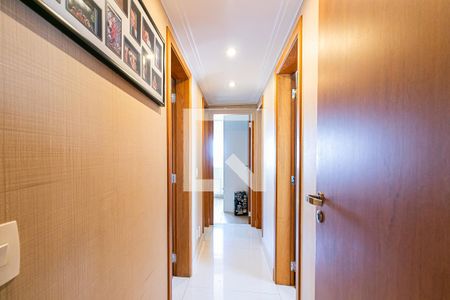 Corredor de apartamento para alugar com 4 quartos, 176m² em Chácara Califórnia, São Paulo