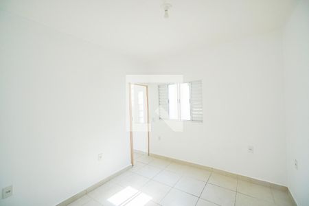 Quarto 01 de casa de condomínio para alugar com 2 quartos, 65m² em Vila Esperança, São Paulo