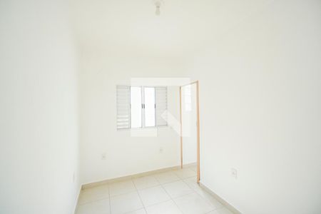 Quarto 02 de casa de condomínio para alugar com 2 quartos, 65m² em Vila Esperança, São Paulo