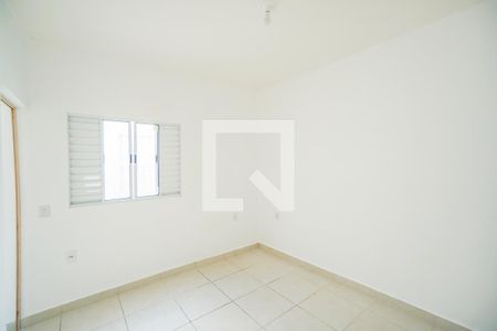 Quarto 01 de casa de condomínio para alugar com 2 quartos, 65m² em Vila Esperança, São Paulo