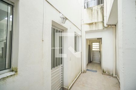 Casa de condomínio para alugar com 65m², 2 quartos e sem vagaQuintal