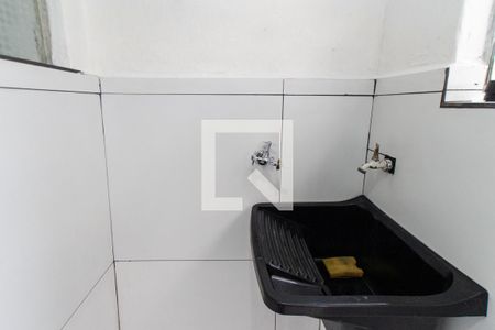 Casa para alugar com 30m², 1 quarto e sem vaga Casa para alugar com 30m², 1 quarto e sem vagaÁrea de Serviço