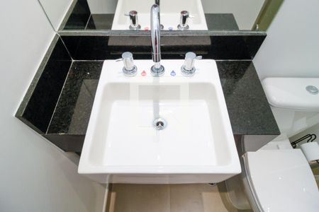 Studio à venda com 34m², 1 quarto e sem vaga Studio à venda com 34m², 1 quarto e sem vagaBanheiro