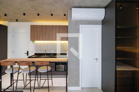 Sala/Quarto de kitnet/studio à venda com 1 quarto, 34m² em Vila Olímpia, São Paulo