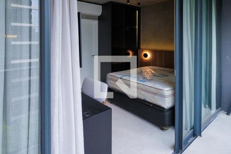 Studio à venda com 34m², 1 quarto e sem vaga Studio à venda com 34m², 1 quarto e sem vagaVaranda