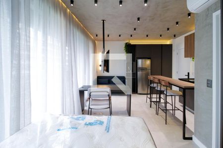 Sala/Quarto de kitnet/studio à venda com 1 quarto, 34m² em Vila Olímpia, São Paulo