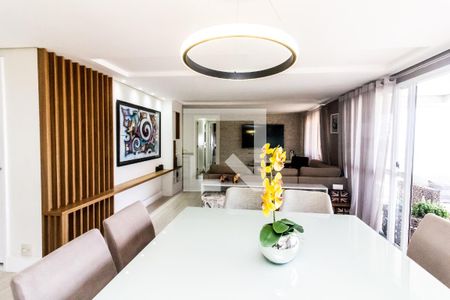 Sala de apartamento para alugar com 3 quartos, 136m² em Jardim Olympia, São Paulo