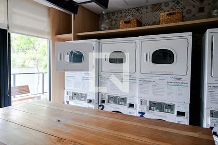 Studio à venda com 39m², 1 quarto e 1 vaga Studio à venda com 39m², 1 quarto e 1 vagaÁrea comum - Lavanderia
