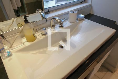 Apartamento à venda com 115m², 2 quartos e 1 vagaBanheiro da Suíte