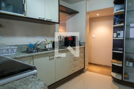 Apartamento à venda com 115m², 2 quartos e 1 vagaCozinha