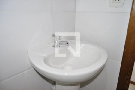 Banheiro de apartamento à venda com 3 quartos, 68m² em Engenho de Dentro, Rio de Janeiro