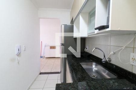 Cozinha de apartamento à venda com 2 quartos, 54m² em Vila João Jorge, Campinas