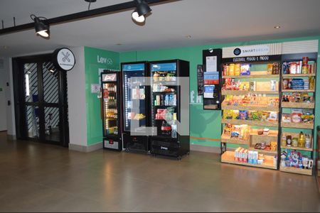 Studio à venda com 21m², 1 quarto e sem vagaMini Market 