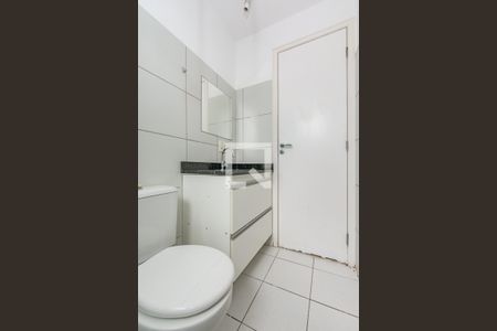 Apartamento à venda com 65m², 2 quartos e 2 vagas Apartamento à venda com 65m², 2 quartos e 2 vagasBanheiro da Suíte