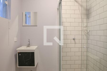 Apartamento para alugar com 60m², 2 quartos e sem vagaBanheiro da Suíte