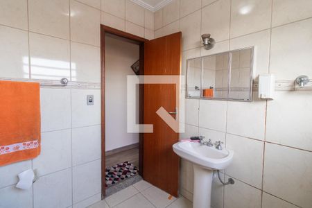 Casa à venda com 224m², 3 quartos e 3 vagas Casa à venda com 224m², 3 quartos e 3 vagasBanheiro
