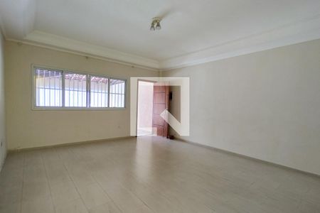 Sala de casa para alugar com 3 quartos, 129m² em Cidade Ocian, Praia Grande