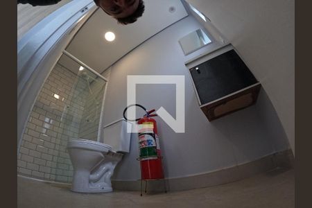 Casa de condomínio para alugar com 43m², 1 quarto e sem vagaBanheiro 